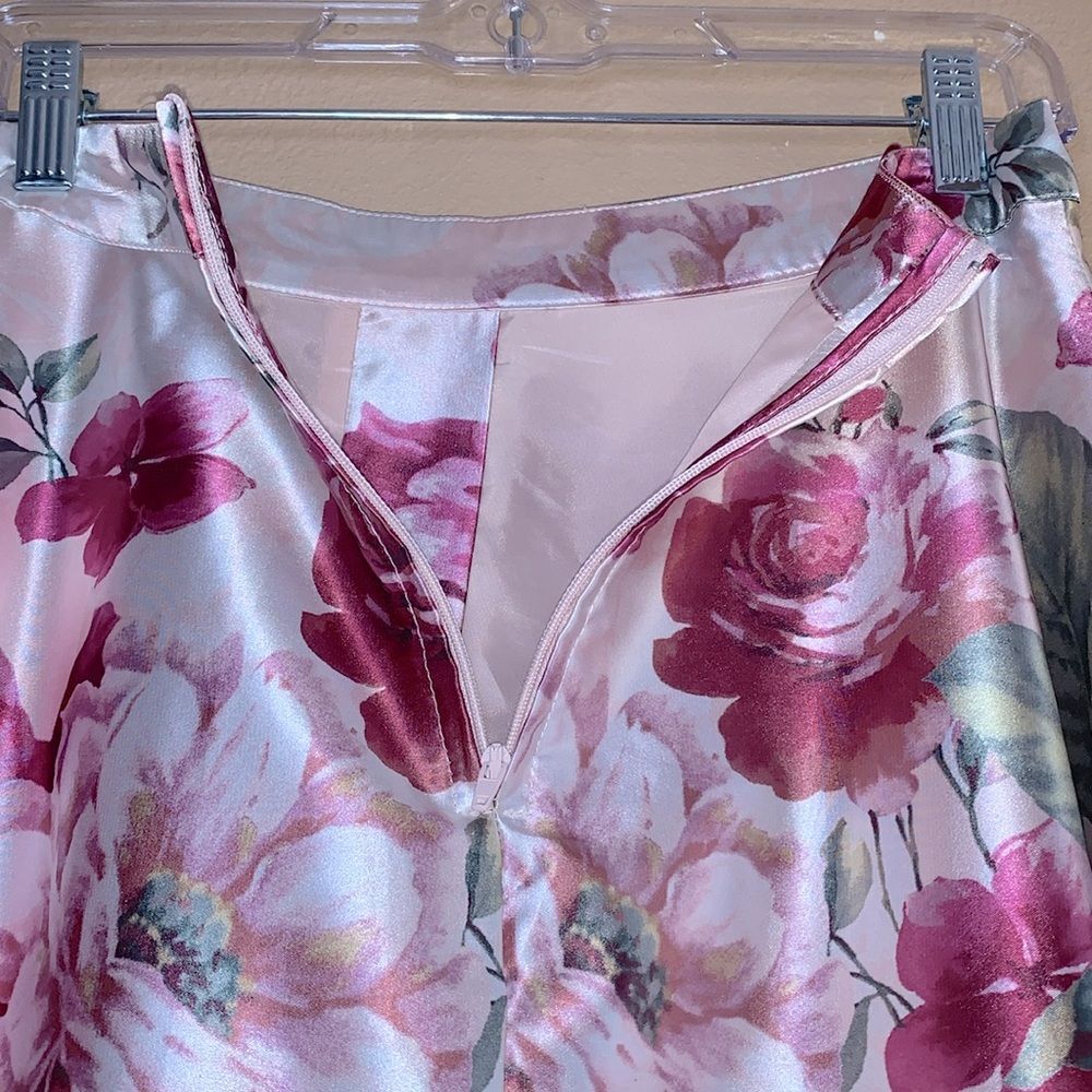 Crystal Doll A-Line Floral Silk Skirt - Size 7 - Picture 4 of 7